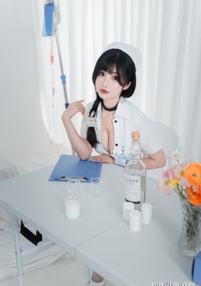 日韩女性向av在线看silk