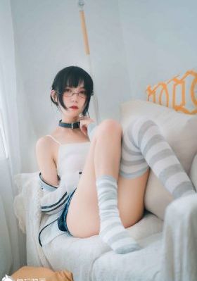 漂亮的保姆3电影完整版中文