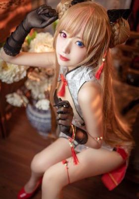 美丽的小蜜桃在线观看